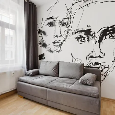 Arbio I Artistic Urban Loft For 6