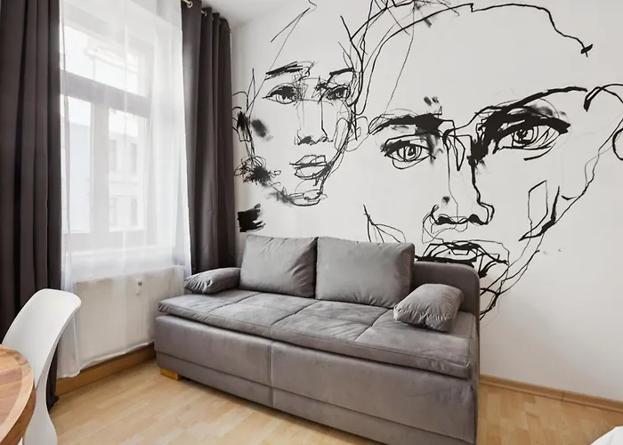 Arbio I Artistic Urban Loft For 6